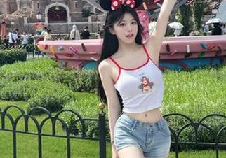 点击51吃瓜苹果版，嗨翻你的入口，让八卦飞进现实，不愧是个‘瓜’的世界！
