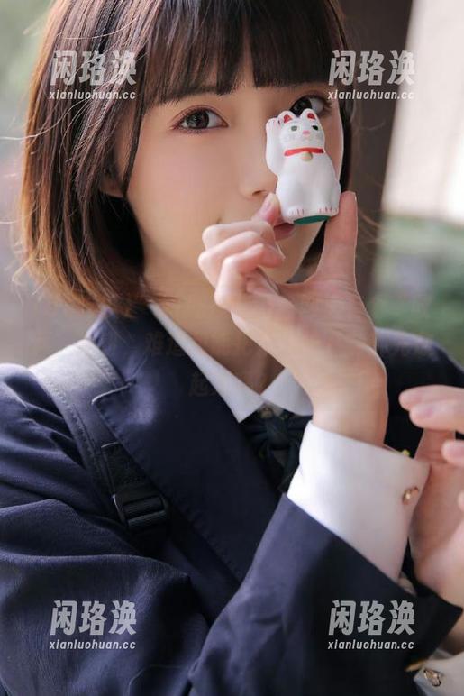 ”51吃瓜”的官网上有个“收藏”按钮，难道我能把未来的八卦都先放起来吗？