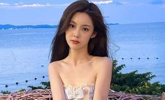 我下载了51吃瓜网，结果手机变成了时事专用机，哈哈！