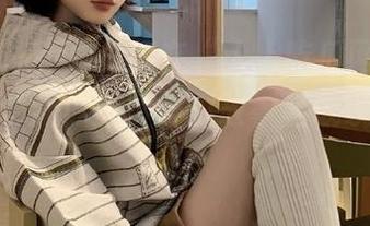 只想在“人人吃瓜网”登录后，做个涮休鱼，被瓜故事酱耽误的一生！