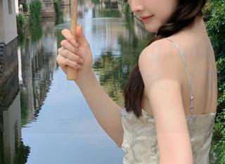 打开www.51cg.fun吃瓜网app，感觉自己像个吃瓜群众，人生其实也挺简单！