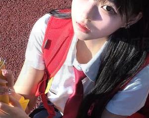 www.51cg.fun吃瓜网苹果版，最新中二角落更新，赶快来这趟风暴！