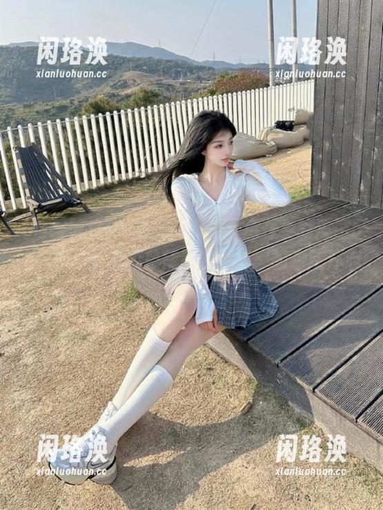 握住手机，开启吾爱吃瓜网52网址，等着瓜熟蒂落的瞬间，想想就开心。