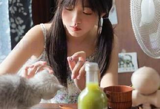 难以置信！“网曝黑料”里的这段视频真是见仁见智的存在。