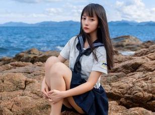 网址中的zztt47.su黑料不打烊，仿佛无尽的八卦海洋，我还是想游！