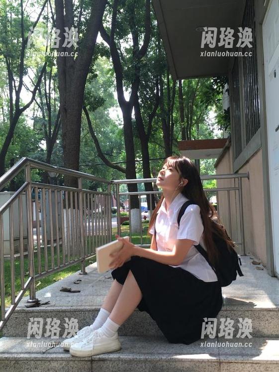 黑料社区 在线追踪黑料社区网站的新鲜动态,看到“黑暗版”的时尚潮流了~