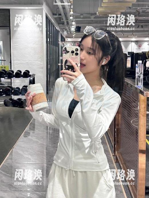 黑料社区 一登录黑料社区,搜索一圈,真没想到瓜都这么“丰盛”