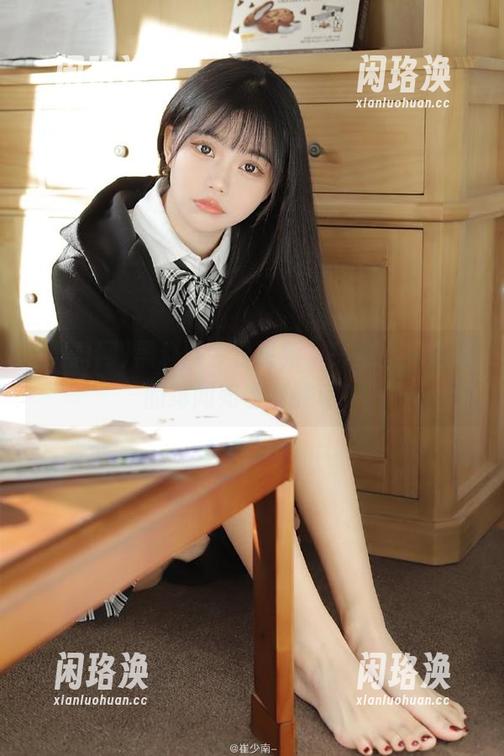 黑料网今日更新，头条上又有谁的绯闻如老酒般香？