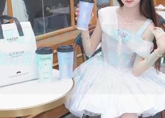 问问大家，“黑料网址”是黑暗中的灯塔呢，还是吸引精虫上脑的深渊？